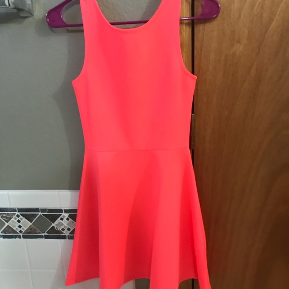 H&M Dresses & Skirts - Pink dress